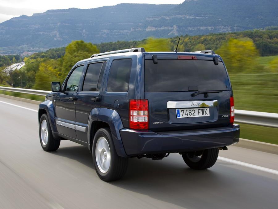  Jeep Cherokee Limited CRD 2007 года  (фото 19 из 30)